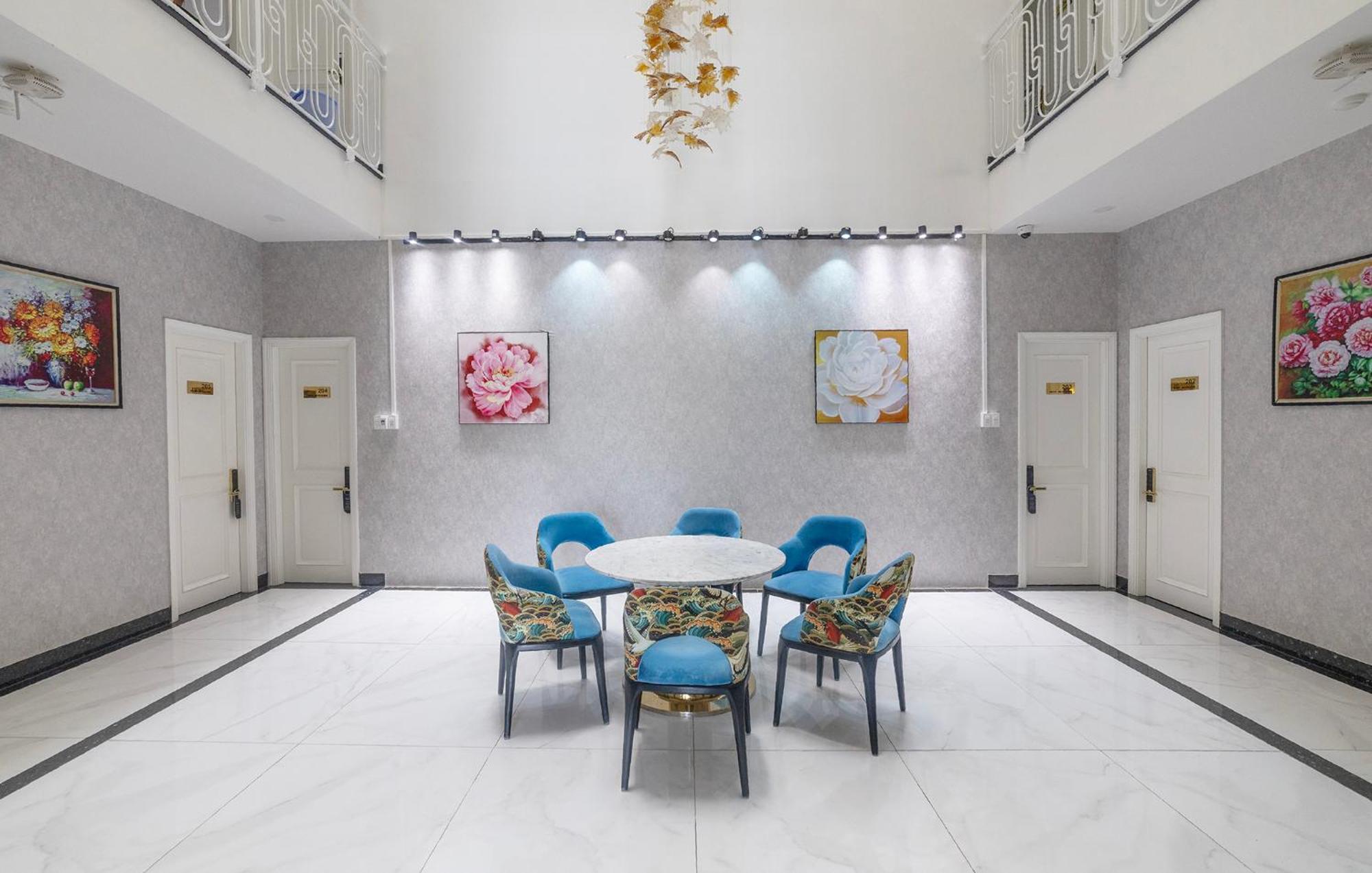 Tiffany Hotel & Restaurant Фантхьет Экстерьер фото