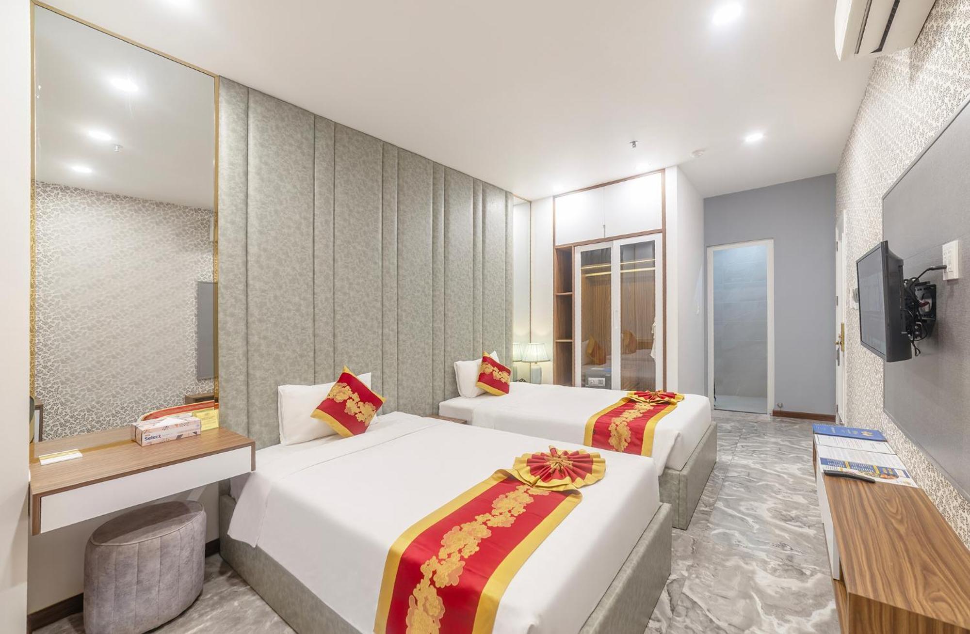 Tiffany Hotel & Restaurant Фантхьет Экстерьер фото